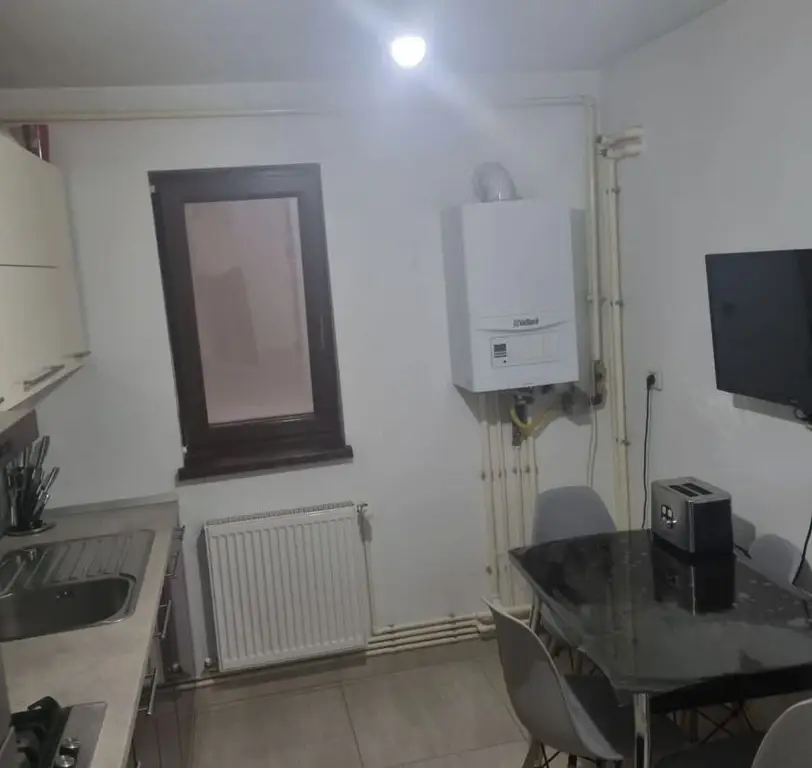 Vand sau schimb apartament 3 camere