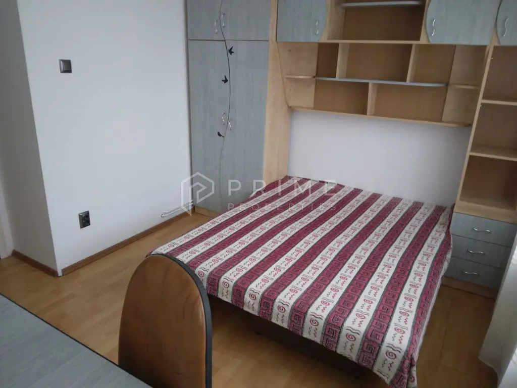 De închiriat: Apartament 3 camere, 2 băi – Zona Tudor