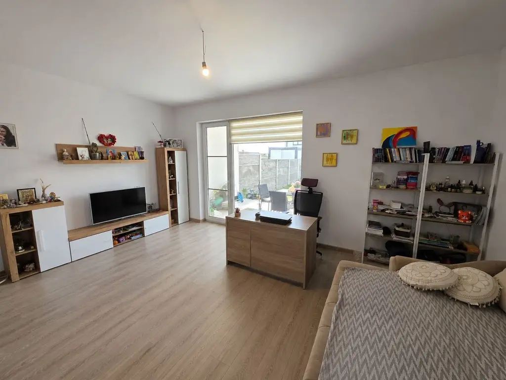 DUPLEX P+1E DE VÂNZARE ÎN MOṢNITA NOUĂ