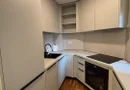 Apt 2 cam Victoriei, design interbelic şi finisaje de lux.