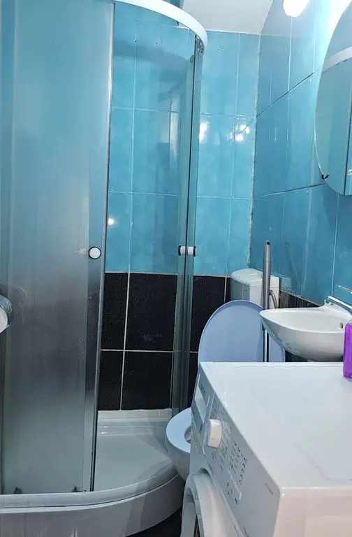 Garsonieră de închiriat – Micro 40, etaj 2, 20 mp + balcon