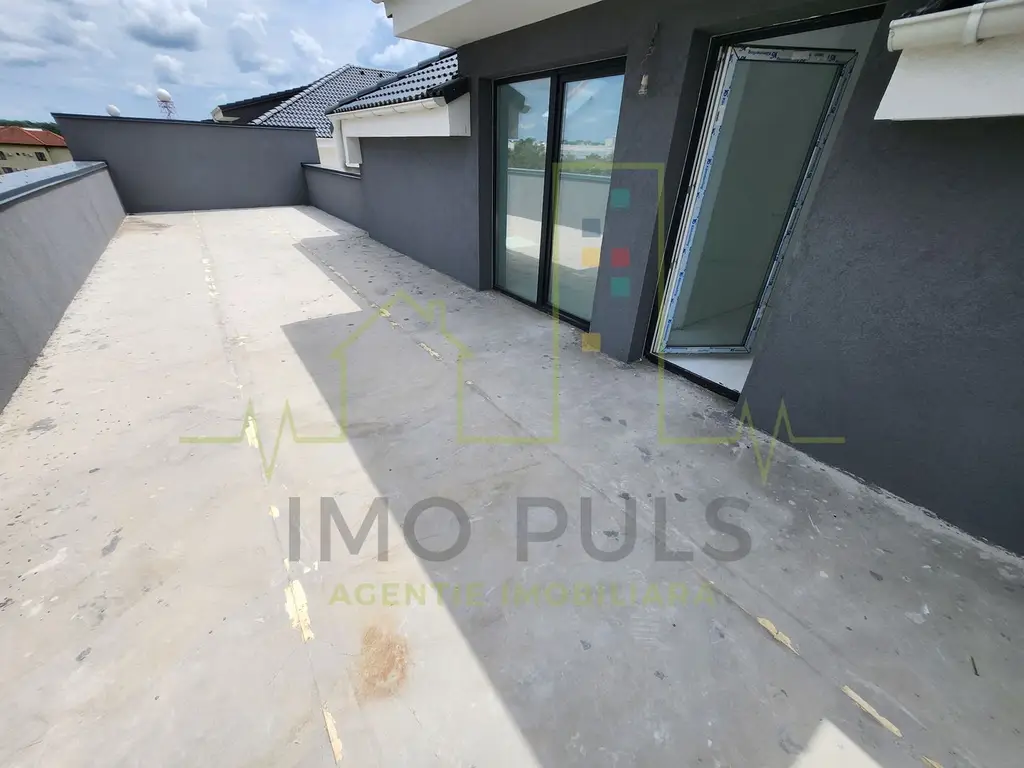 Penthouse. Lipovei. Terasa 66 mp. 2 Bai. Decomandat. Bucatarie inchisa