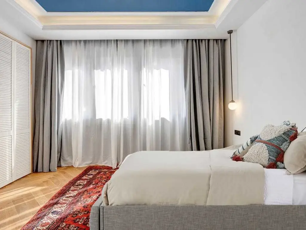 Vand APARTAMENT 3 CAMERE in FLOREASCA (direct proprietar)