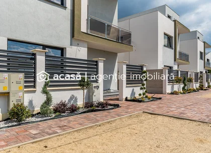 Vilă nouă cu terasă panoramică – design premium, 4 dormitoare, în Gai