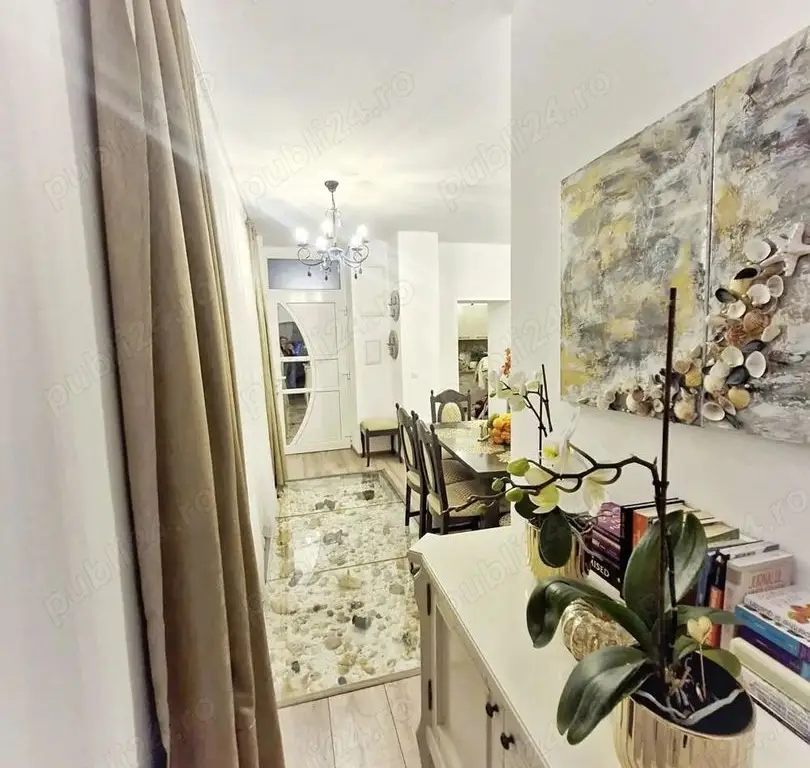 BRASADAS vinde ap 4 cam 130 mp in cladire istorica.