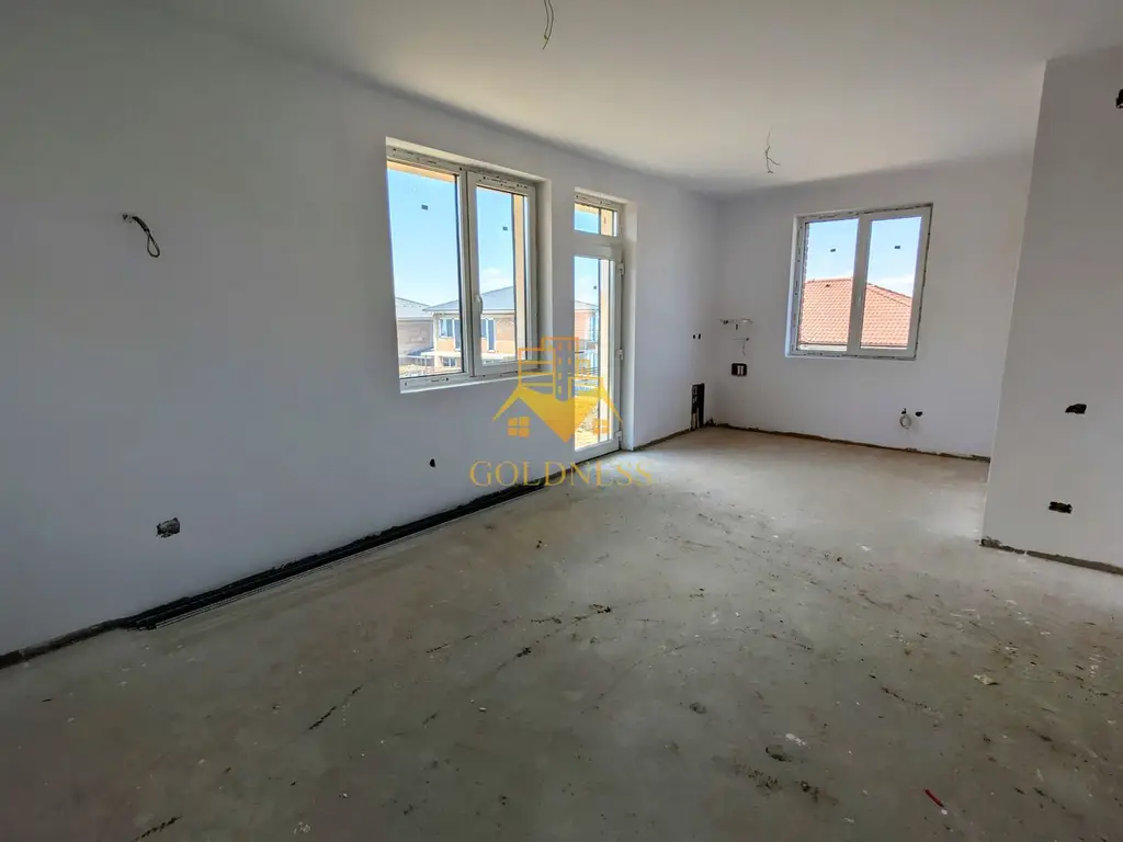 Comision 0%! Vila, 4 Camere, Dezmir, Constructie Noua, 450 mp, 4 Bai
