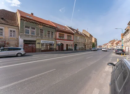 Clădire de vânzare în Brașovul Vechi | 16 camere | Potențial de dezvoltare