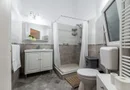 Apartament ultracentral cu 4 camere decomandat, etaj intermediar
