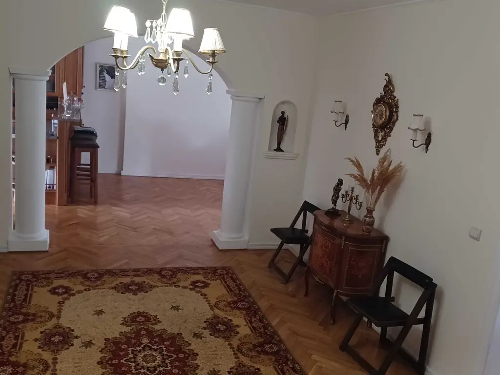BRASADAS vinde casa in zona Careiului.