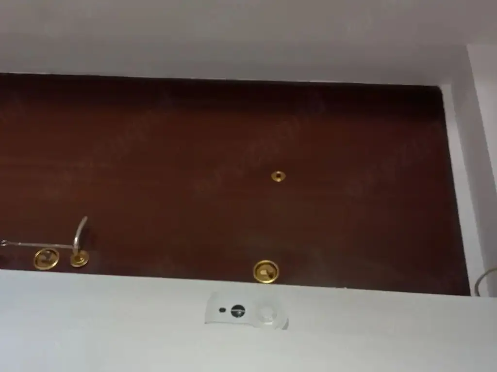 BRASADAS vinde ap 3 cam in Micro 15 Ozana etaj 3/4.