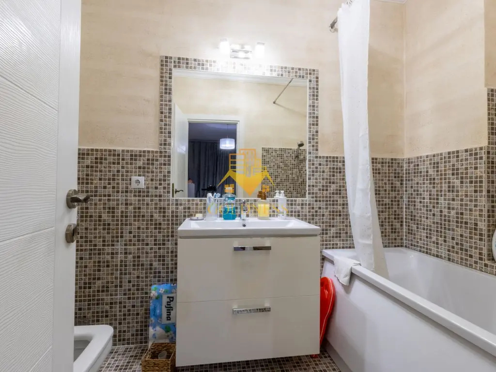 3 camere,lux,parcare, bloc nou, 2 bai, Vivido zona FSEGA, Iulius Mall