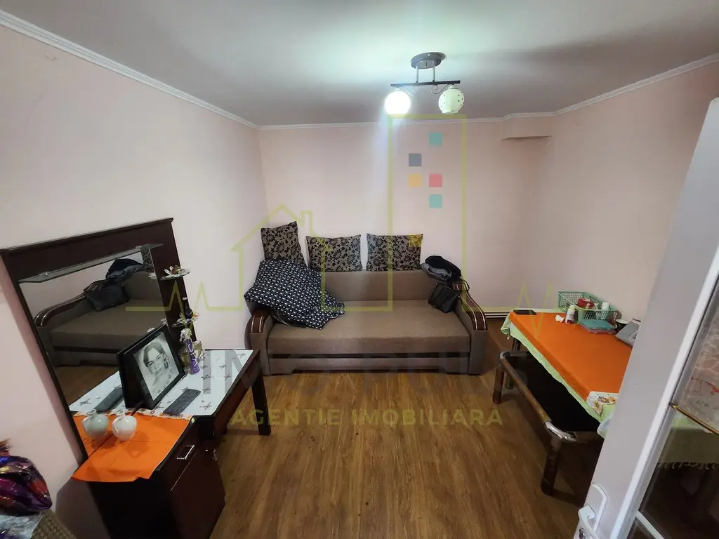 Casa individuala pe parter. Timisoara. 5 Camere. 2 Bai.