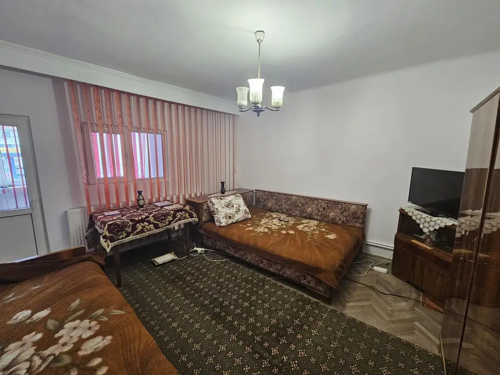 Apartament etaj casa cu teren 430 mp, N. Balcescu, stradal