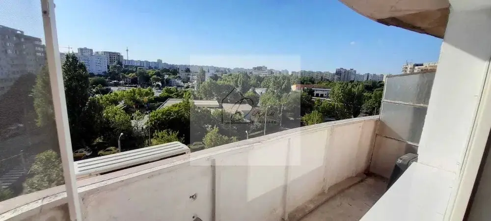 Garsoniera metrou Costin Georgian I Bloc 1992 I 2 balcoane I COMIS 0%