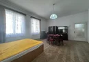 Apartament in casa spațios la doar 5-7 minute de Centrul Istoric