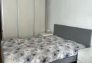 BRASADAS vinde garsoniera pe Ostrovului la etajul 1/4.