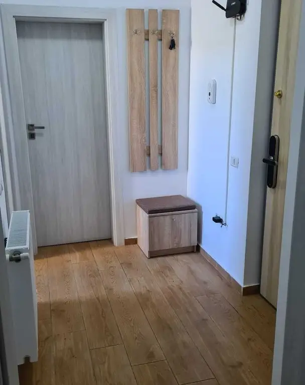 Vand apartament 2 camere decomandate in Mamaia Nord, Navodari
