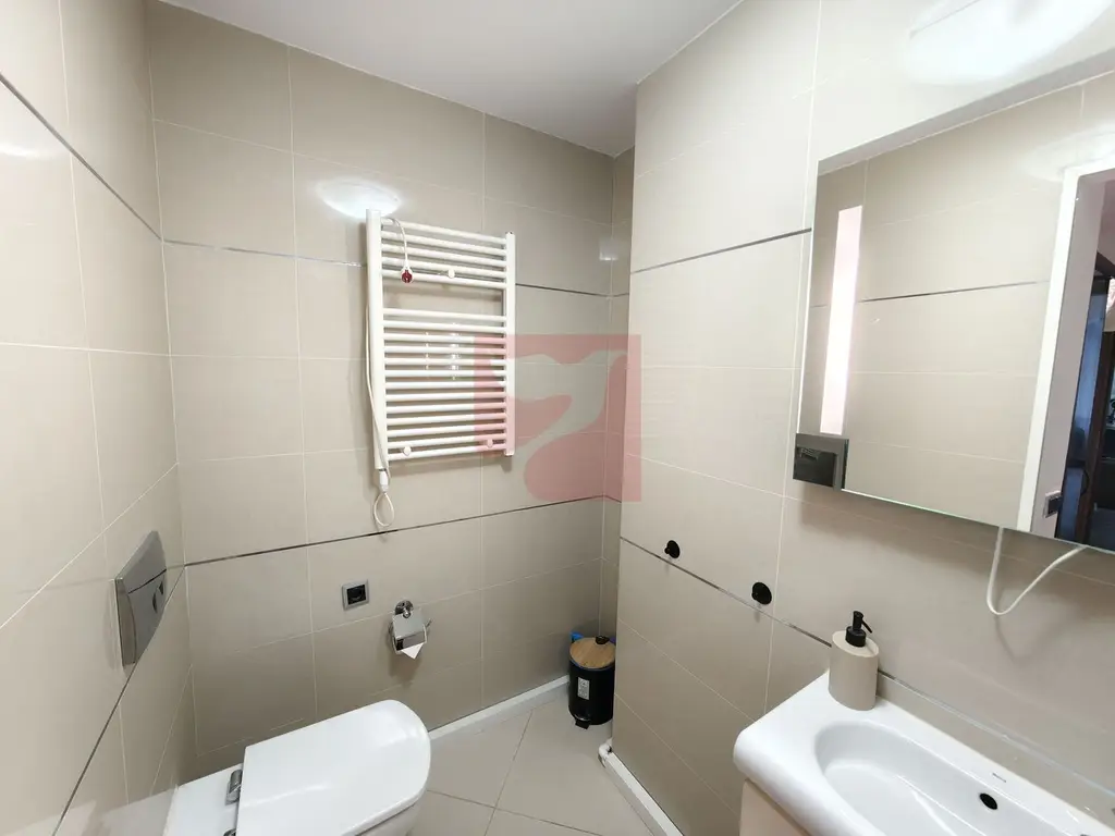 2 apartamente intr-unul singur!