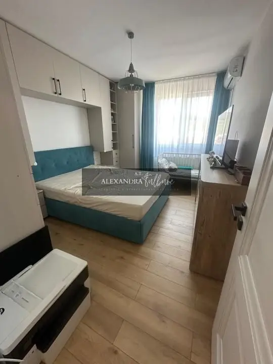 Apartament de vanzare 3 camere, 66 mp, 2 bai, balcon, 2 parcari