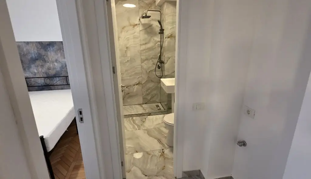 Romana Coloane apartament 3 camere mobilate si utilate