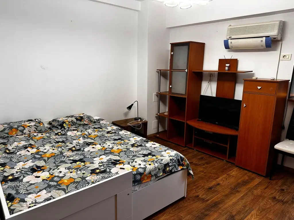 Titulescu Banu Manta garsoniera mobilata si utilata complet