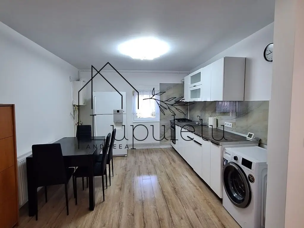 Apartament de Inchiriat | 3 Camere | Parter | Decomandat | Strand
