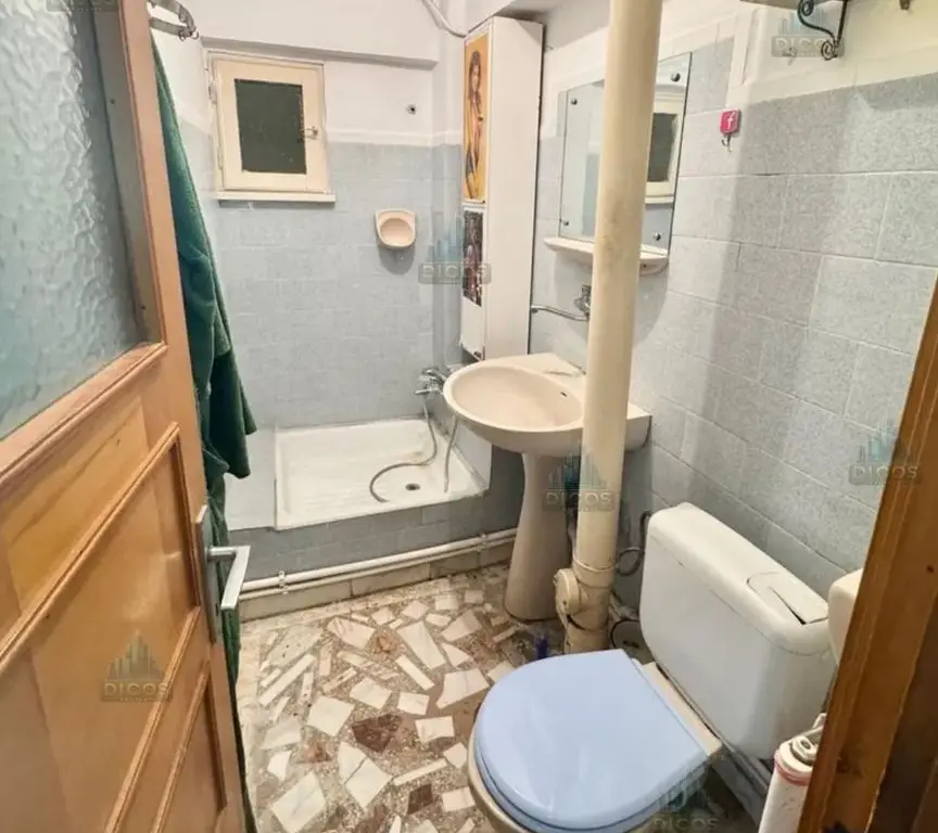 Apartament 4 Camere – Lângă Liceul Maiorescu, Giurgiu