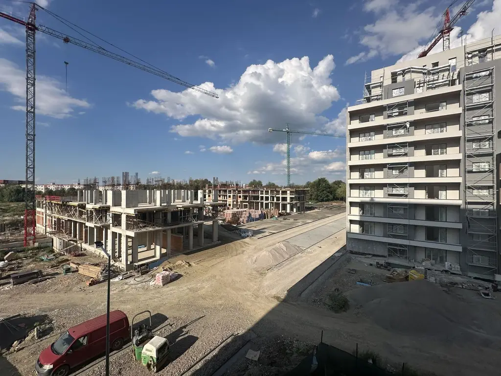 Vânzare garsonieră cu parcare Avantgarden 3 Faza 5