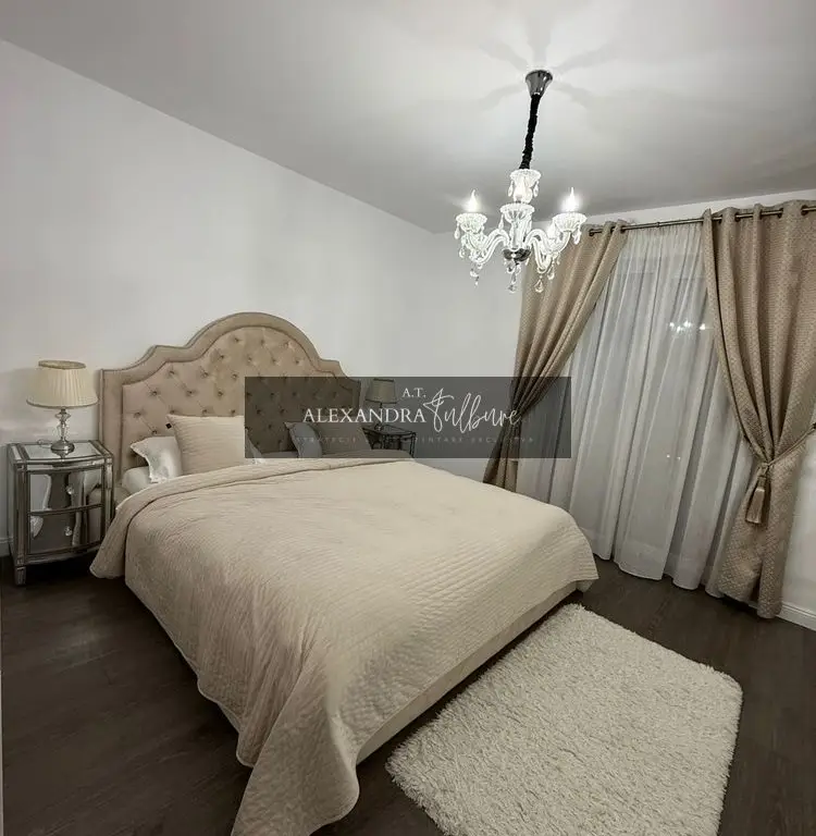 Apartament 3 camere decomandate, 2 bai,balcon, etaj intermediar, garaj