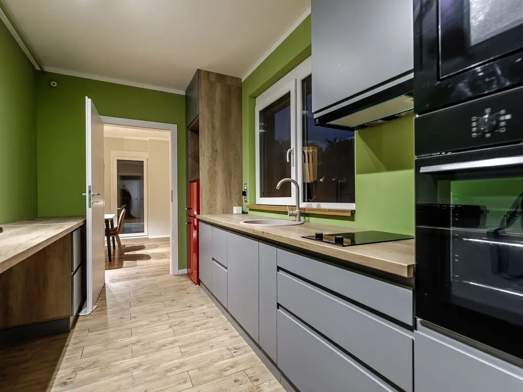 PROPRIETATE VANDUTA Apartament ARED spectaculos cu gradina si garaj