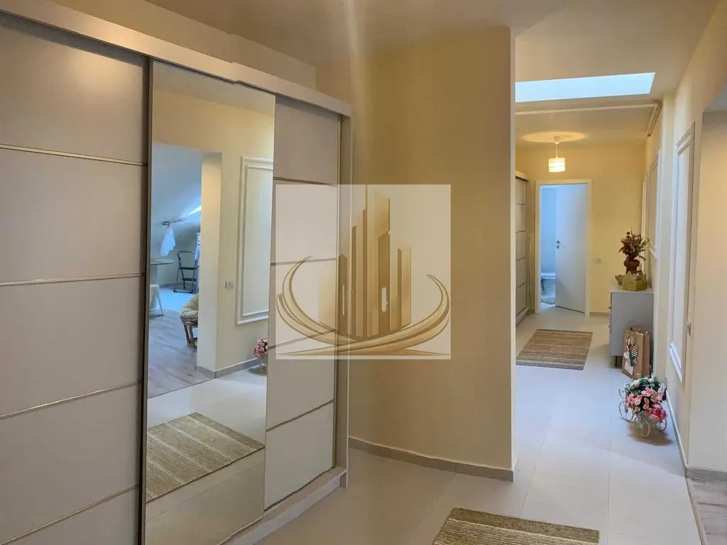 Proprietar vand  apartament nou 69 mp
