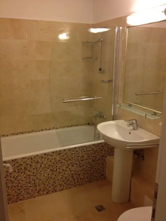 Particular inchiriez apartament Stefan cel Mare (spitalul de urgenta floreasca)