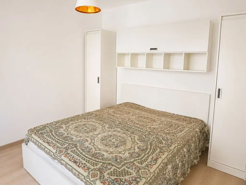 Apartament cochet cu 2 camere, situat la etajul 1 (Zona Dacia)