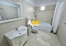 Apartament cu 3 Camere de Închiriat, Bloc Nou, Zona Liceului Economic