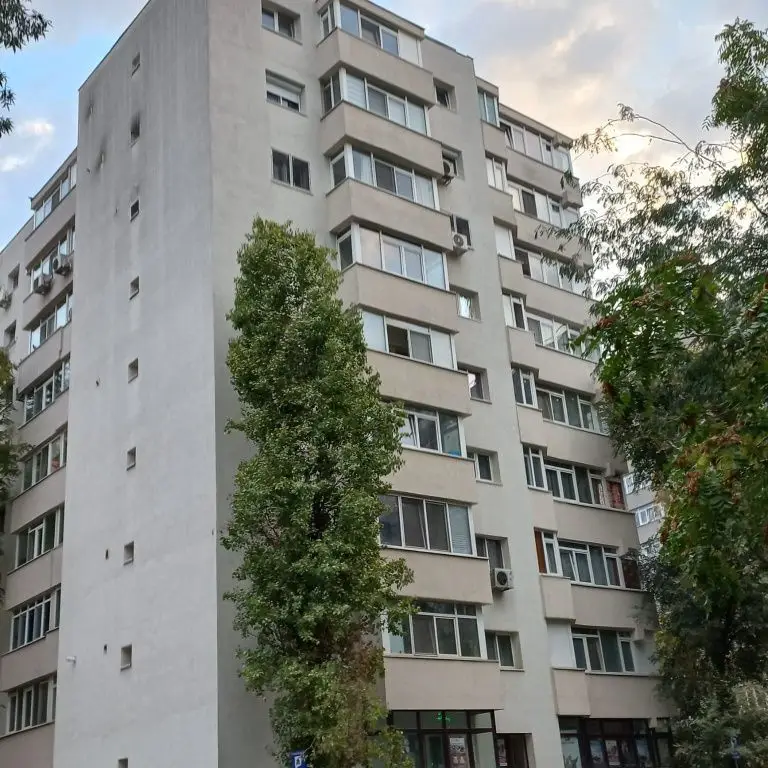 Apartament 4 camere