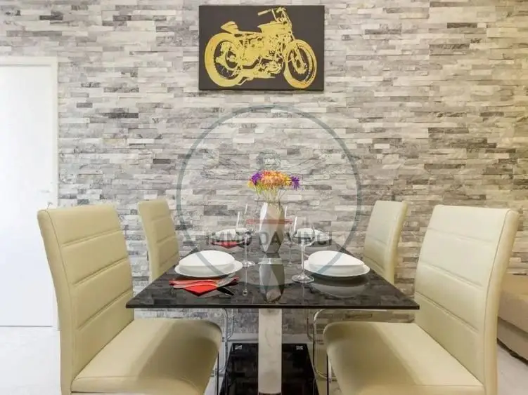 Apartament central, bloc nou.