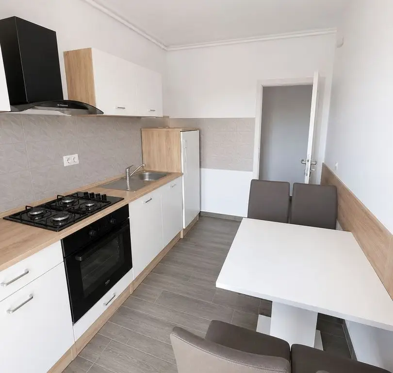 Apartament 2 camere decomandat cu parcare subterană – Complex Iris 7,