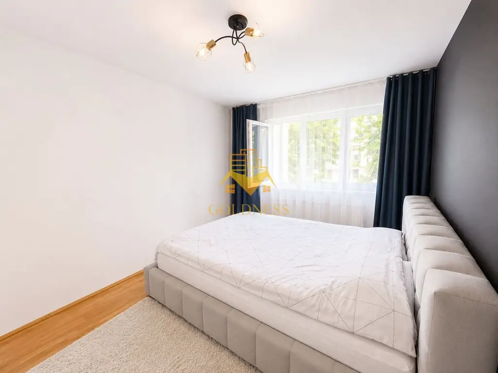 3 camere decomandate, Parcare, Big, Mehedinti, Baza sportiva, Manastur
