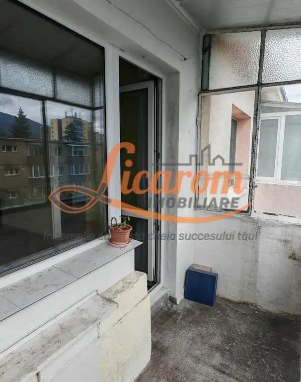 OFERTA!! Apartament 2 camere Uranus chiar langa Piata Astra
