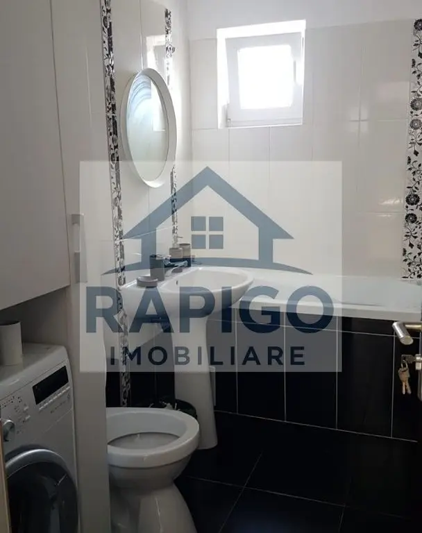 Apartament modern cu 3 camere de închiriat – la 5 minute de Iulius Mal