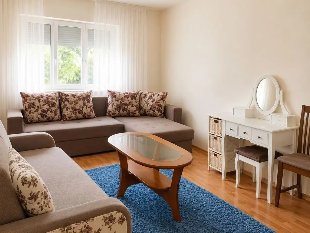 Apartament 3 camere decomandat, centrală proprie, AC, etaj 3, Lipovei
