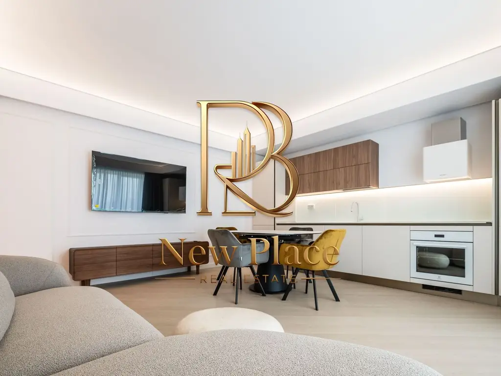 [VIDEO] CORTINA NORTH | 1,150 Eur + TVA | Mobila Rovere | View liber | LUX