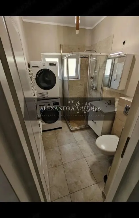 Apartament 3 camere, etaj intermediar, 2balcoane, parcare