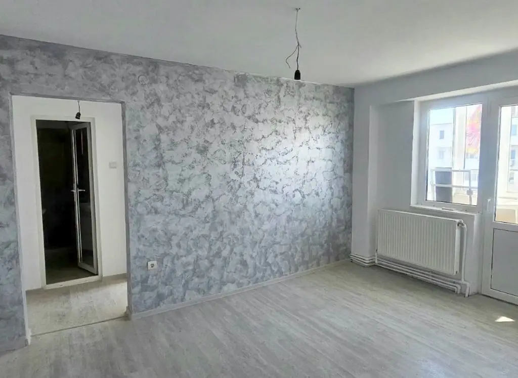 De vanzare apartament cu 2 camere, renovat, etaj9, Viziru 3, 43.000 euro