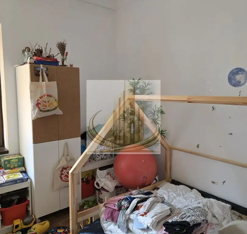 Casa 190mp cu teren 1100mp Lipovei