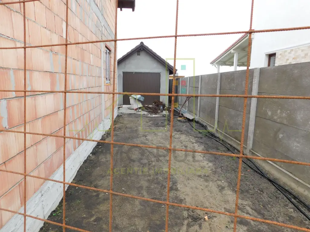 Duplex. Garaj. Se preda finisat la cheie.