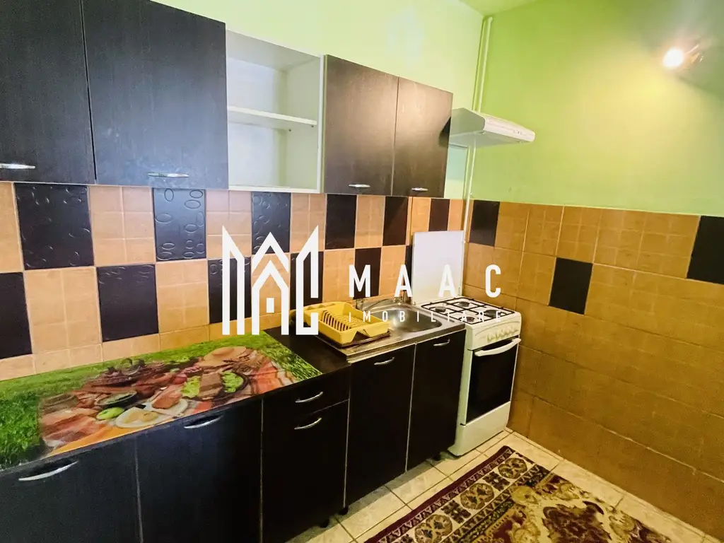 Vila 9 Camere I 5Bai | 370 MP I Curte 500 MP I Turnisor