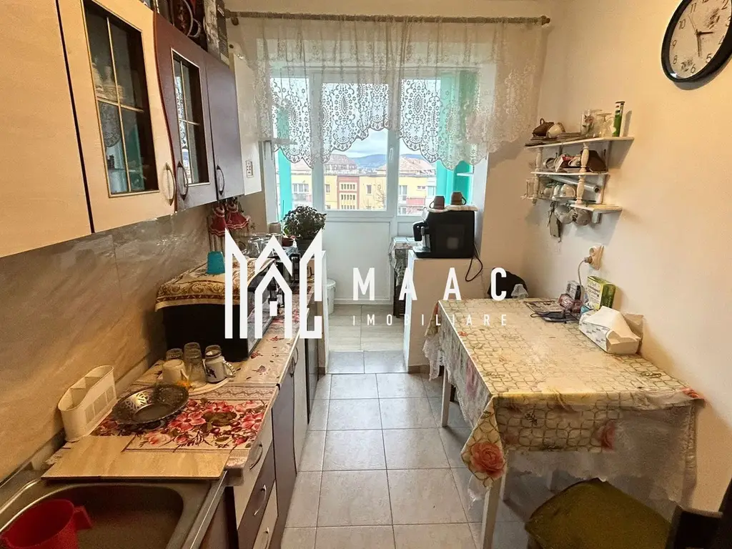 Apartament 2 camere I B-ul Mihai Viteazu I 48 mp utili + balcon 7 mp