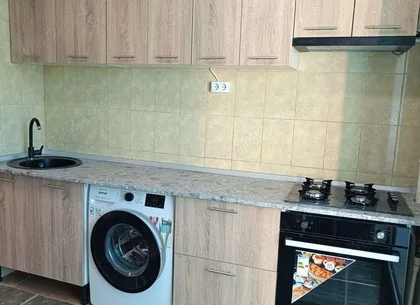 Inchiriez apartament 2 camere, Berceni, strada Panselelor.