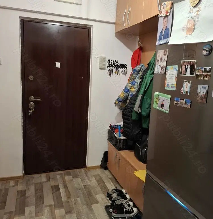 Apartament 4 camere, decomandat, 80.94 mp